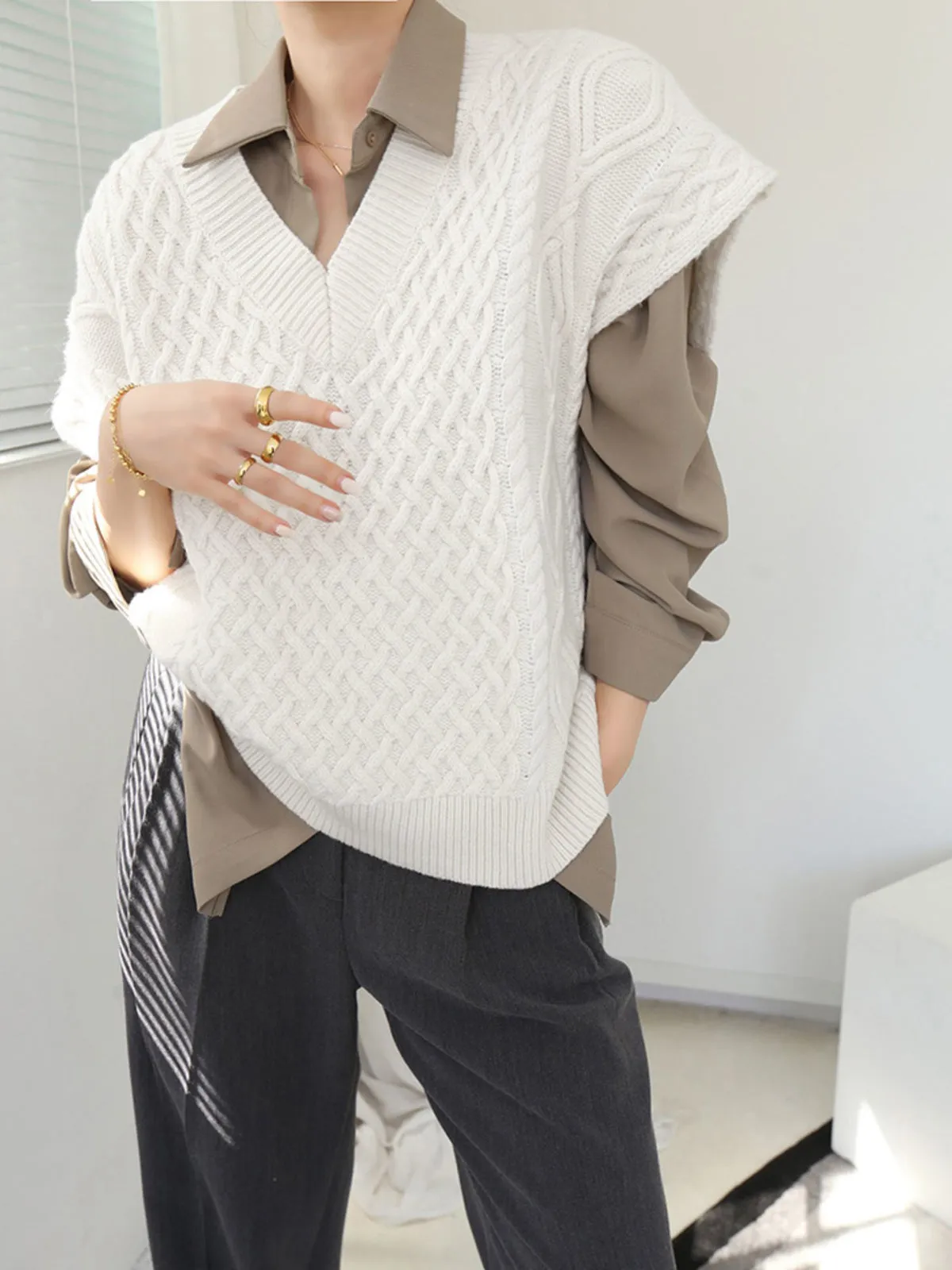 Collared Cable Graceful Knit Sweater Vest